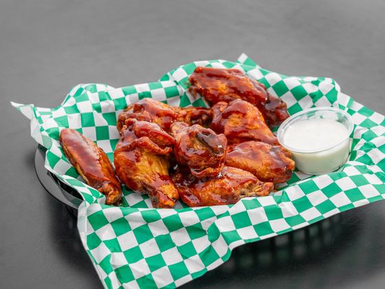 BBQ Wings at Kelly's Cafe